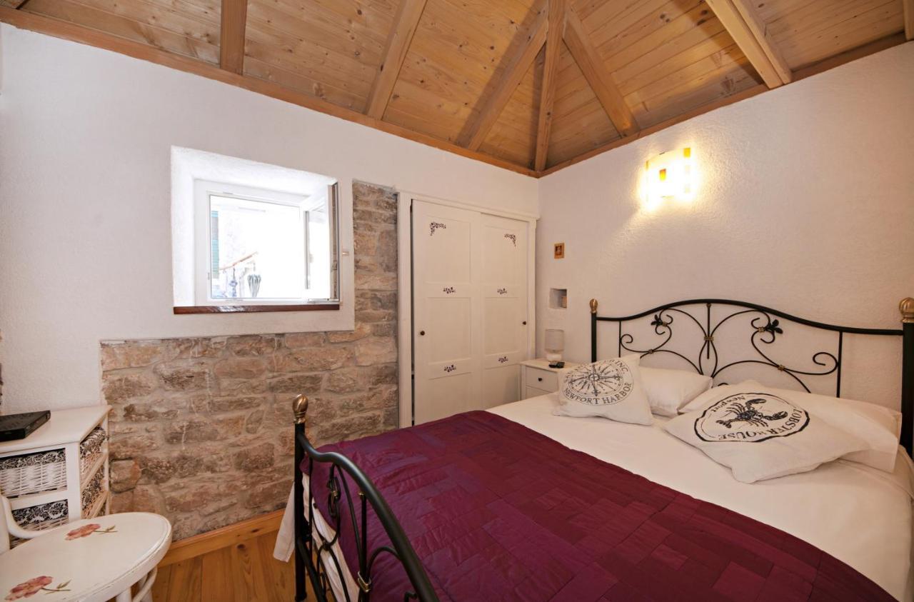 Seaside Holiday House Maslinica, Solta - 13965 Grohote 외부 사진