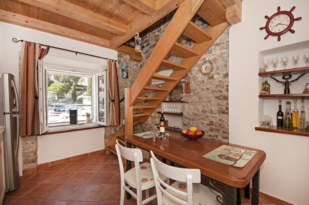 Seaside Holiday House Maslinica, Solta - 13965 Grohote 외부 사진